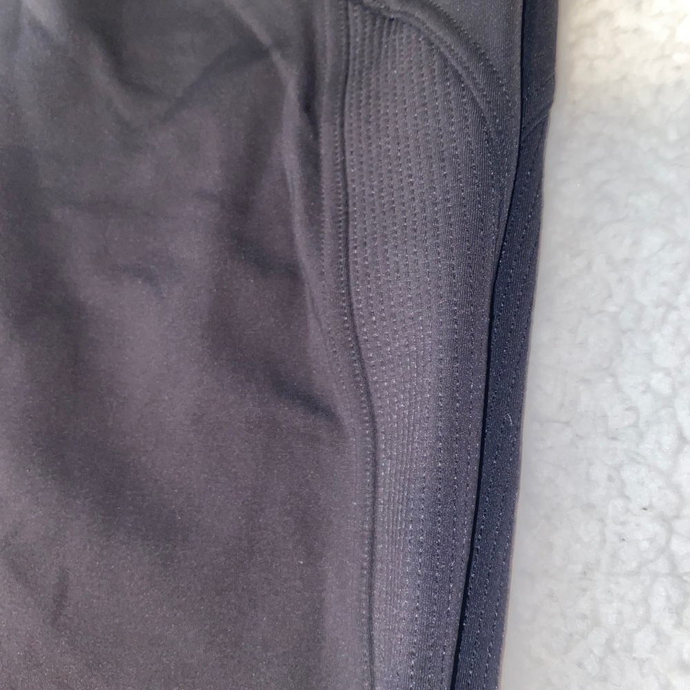 Lululemon Fast as Fleece Leggings Black. Sz 8 - Picture 11 of 14